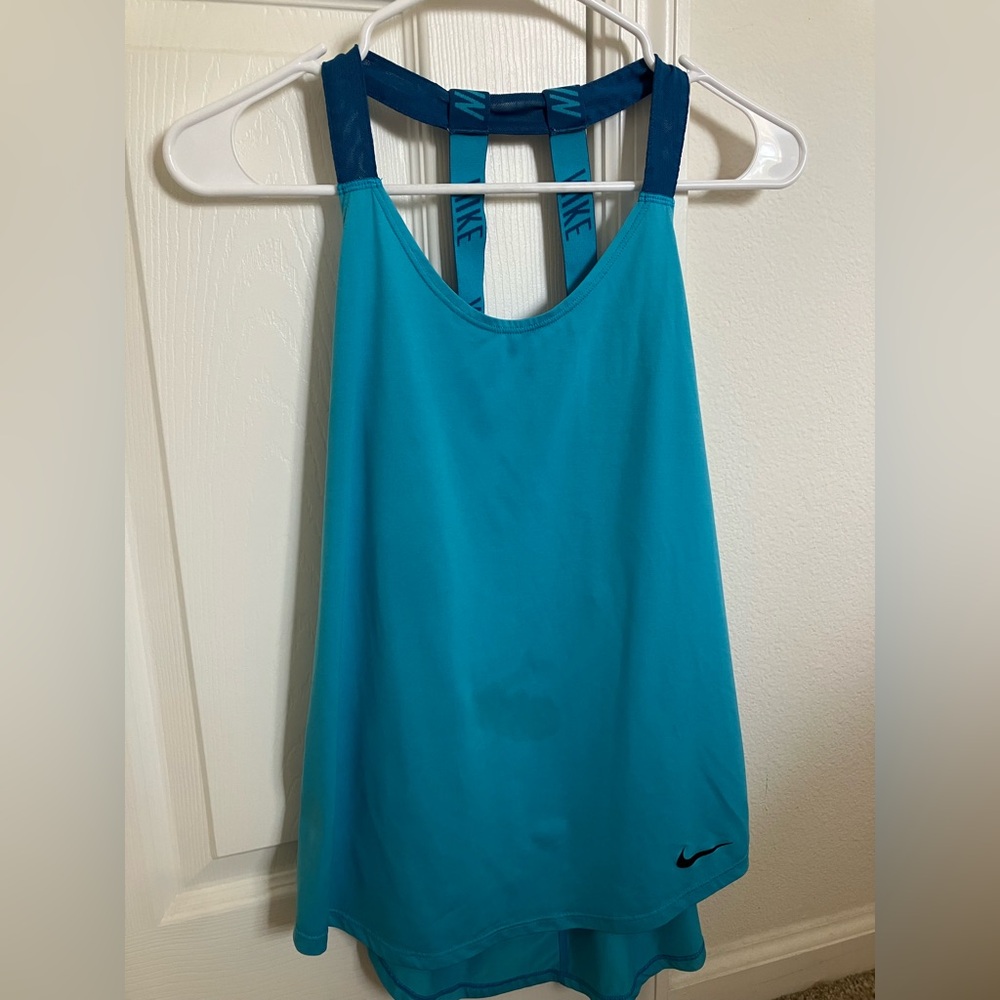Nike Dri-FIT Blue Tank Top | Athletic Workout Top | Size Medium Gym & Activewear